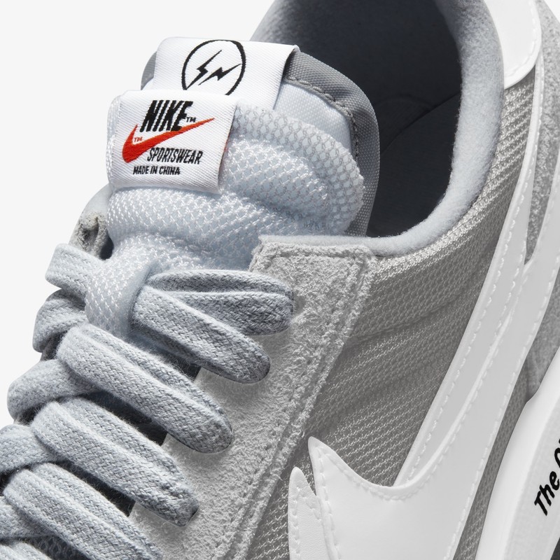 FRAGMENT × SACAI × NIKE LD WAFFLE LIGHT SMOKE GREY Fragment x sacai x Nike LD Waffle 'Light Smoke Grey' – Hype